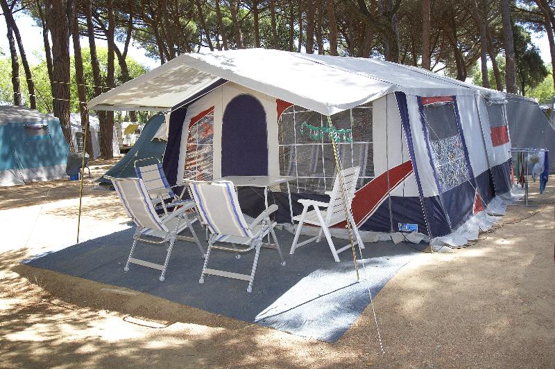 Kangoeroe Kiezelsteen overal Camping Valldaro in Castell-Platja d'Aro, Spain (2023) | JetCamp.com